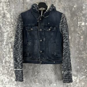Free People Size S Cropped Denim Jacket Outdoor Hooded Blue Long Sleeve Button